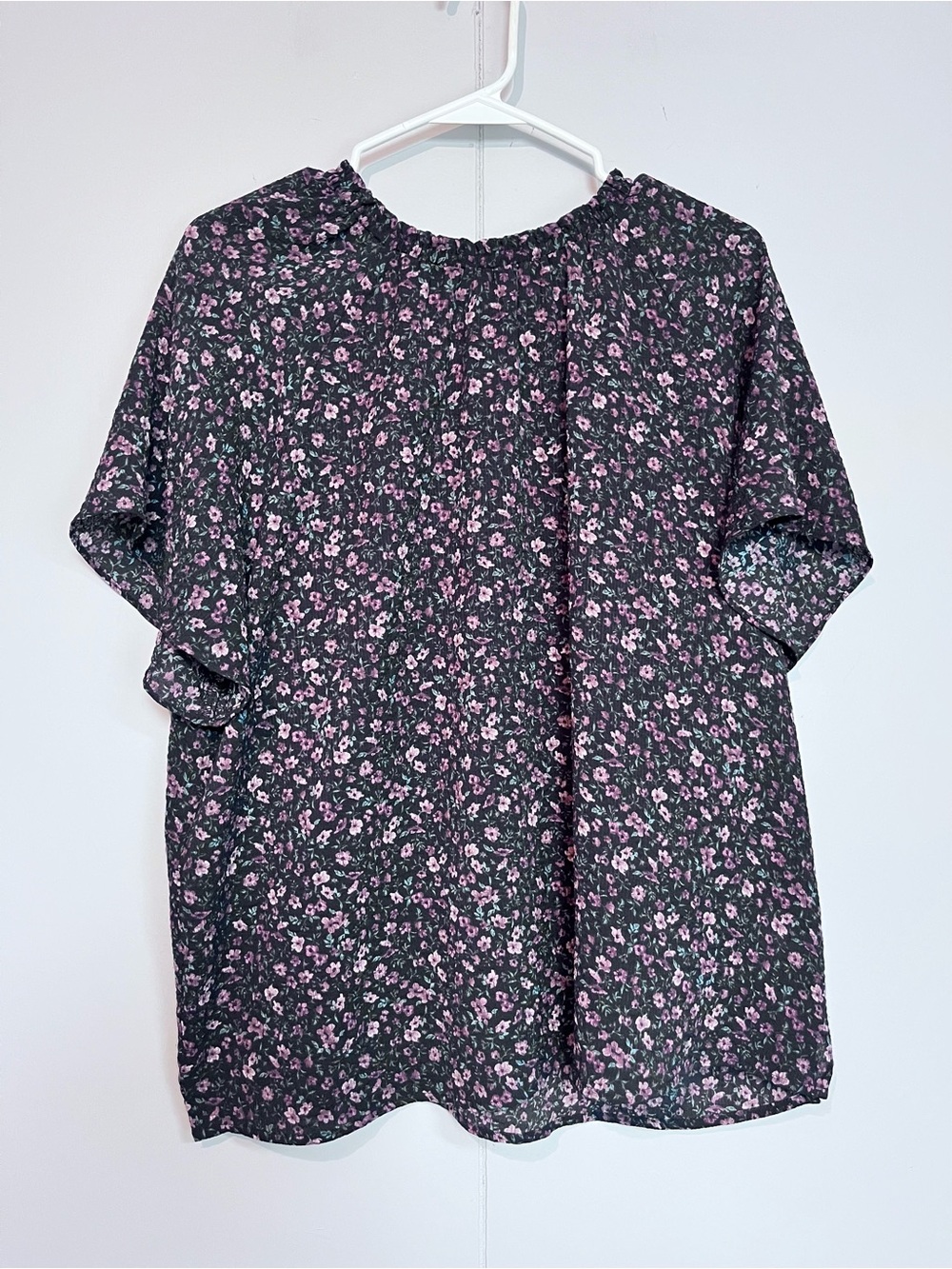 Signature by Reitmans Floral Blouse XXL Black Pink Short Sleeve